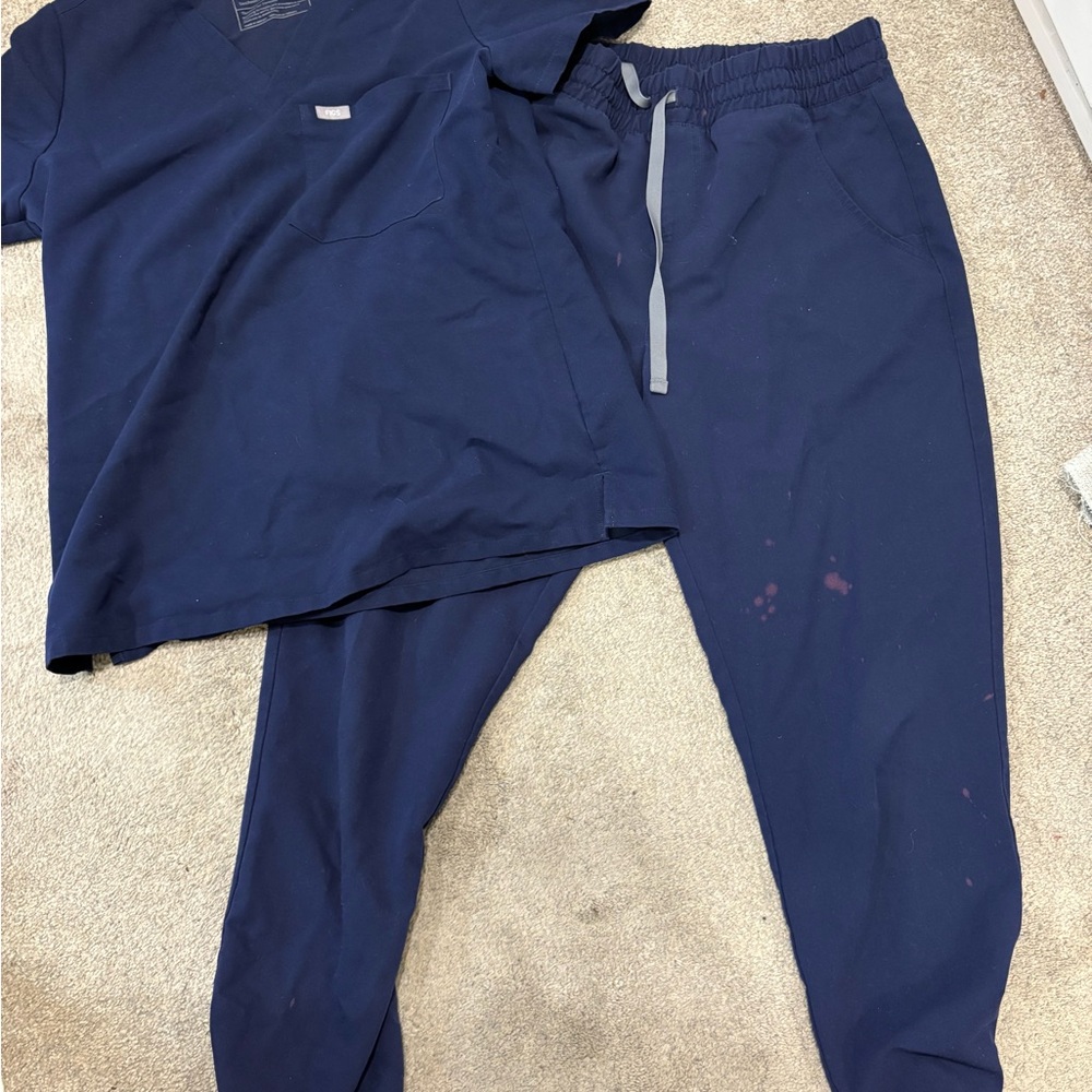 Figs women’s Navy Blue Scrub Set size small